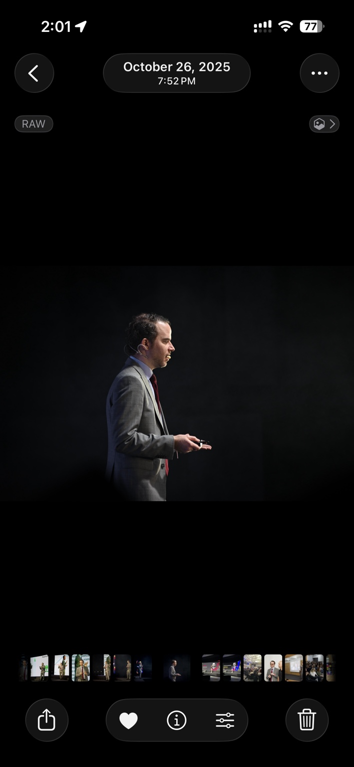Delivering a keynote · Magnet, Mexico City